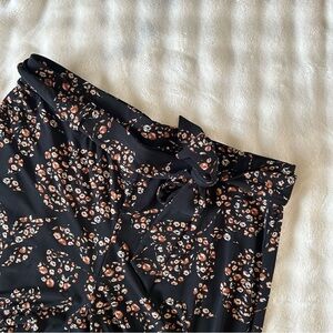 White House Black Market Wide Leg Pants